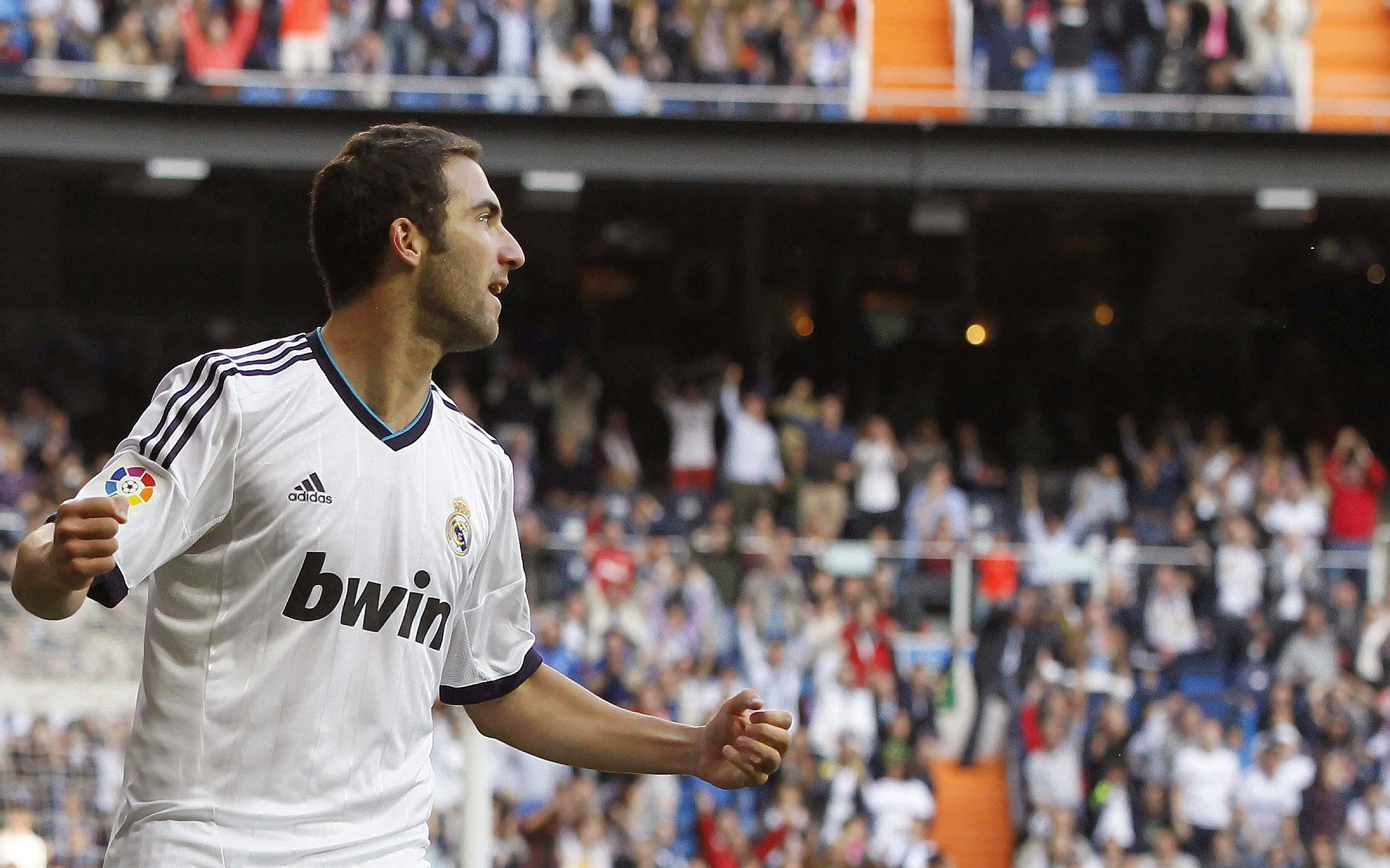 九游官网入口注册-卡扎伊什维利去留难定,外援泽卡一席话透露关键信息,留队希望较大